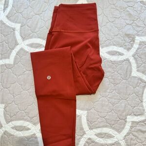 NWOT Lululemon Wunder Train 28” Legging
